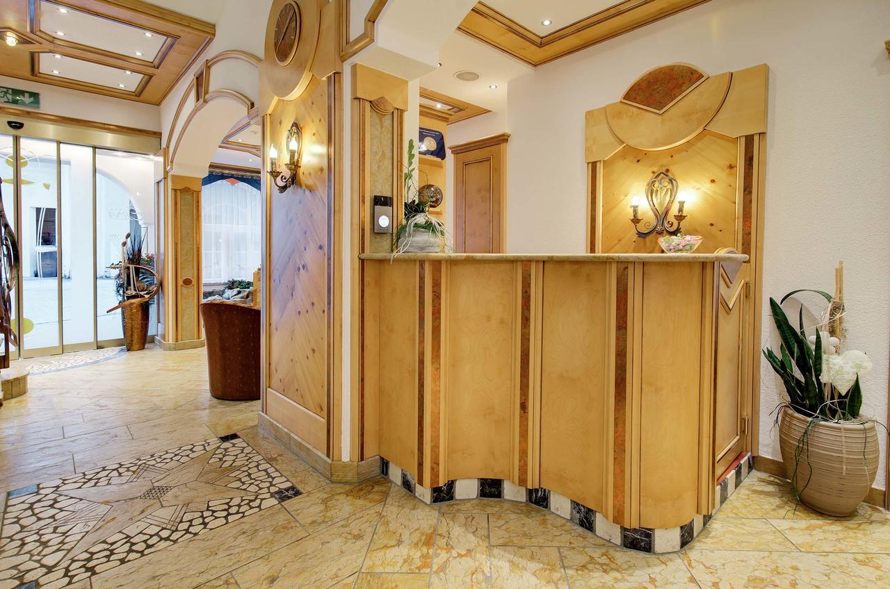 Alpinstyle Hotel อิสชเกิล ภายนอก รูปภาพ