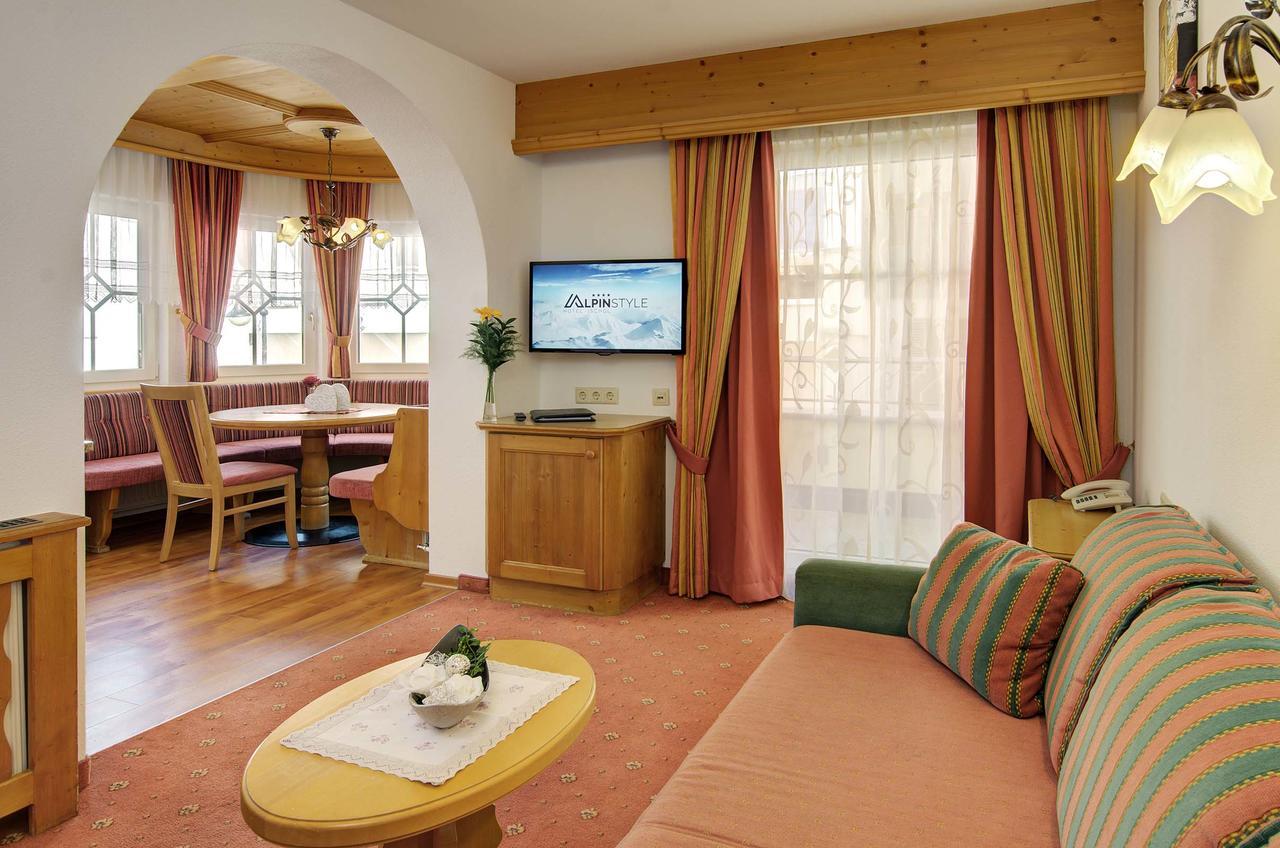 Alpinstyle Hotel อิสชเกิล ภายนอก รูปภาพ