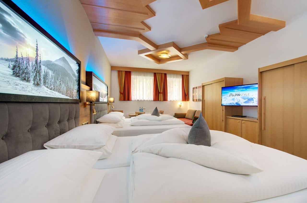 Alpinstyle Hotel อิสชเกิล ภายนอก รูปภาพ